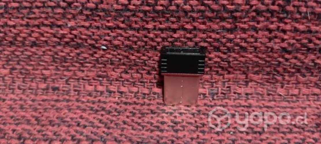 Adaptador inalámbrico WiFi 2.4 GHz / 150 Mbps