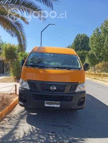Furgón escolar Nissan Nv350
