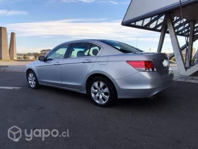 Honda accord 3.5 EX V6 cuero