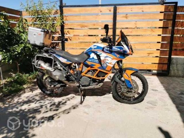 Se vende KTM 1190 año 2014