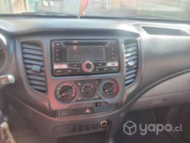 Mitsubishi L 200 work