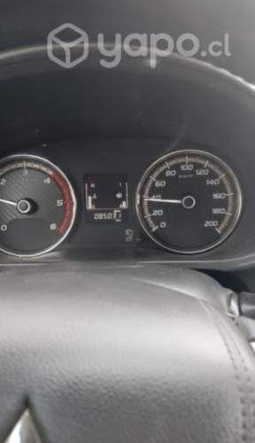 Vendo L200 full cuero