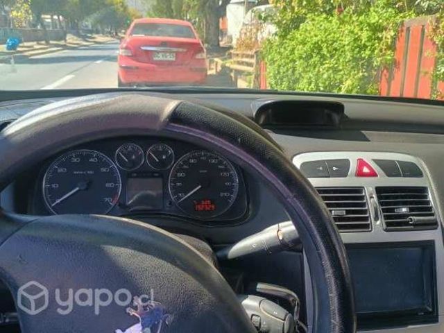 Peugeot 307 face 2