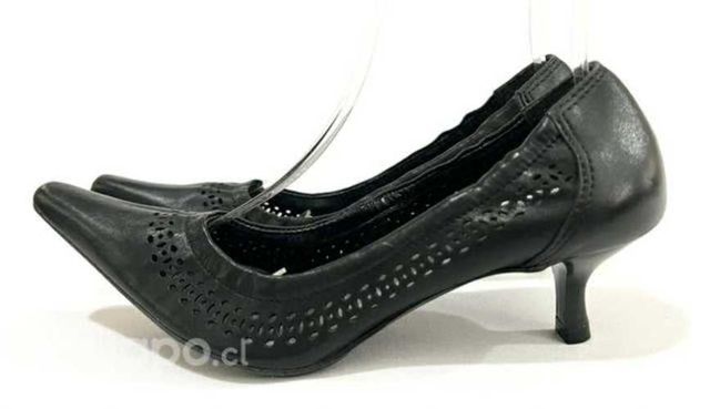 Zapato De Cuero Marca Via Uno N*36 Negro