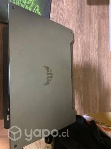 Laptop Gamer Asus FX506LI 1 año de uso