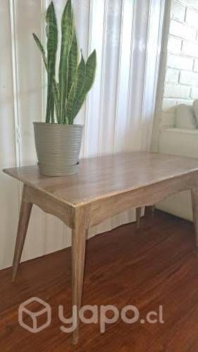 Mesa de centro antigua estilo sonico