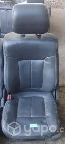 Juego Asientos Cuero (FFD004) Ford F150 Lariat 5.0