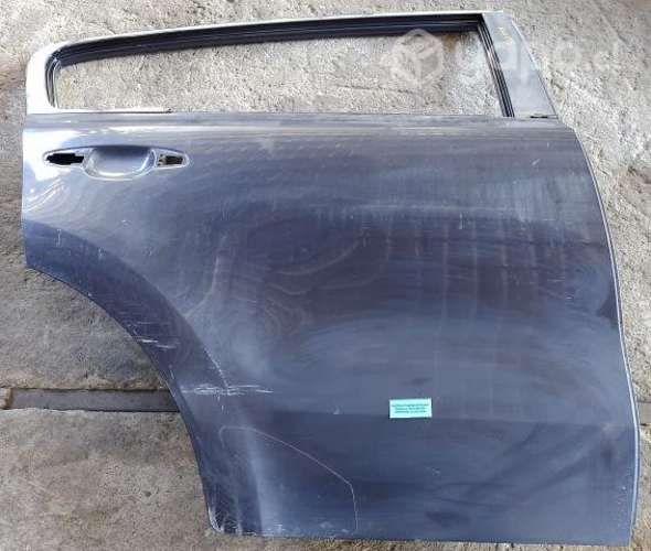 Puerta Trasera Derecha Detalle (KSC018) Kia Sporta