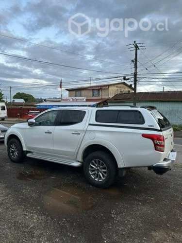Mitsubishi L200 Dakar HP
