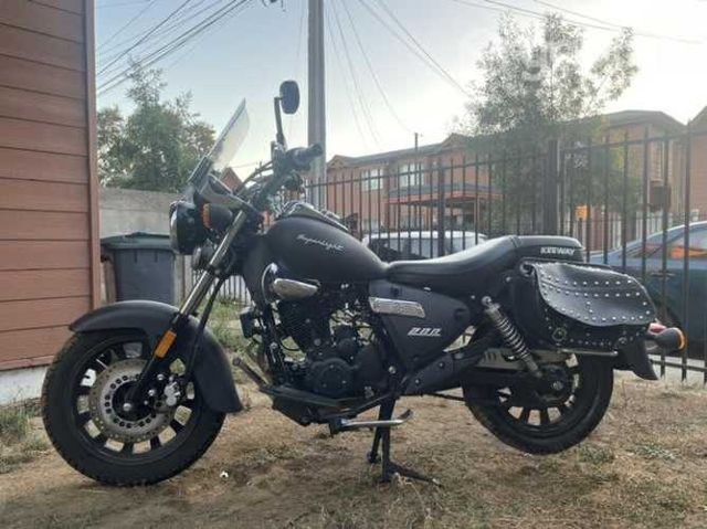 Keeway Superlight 200