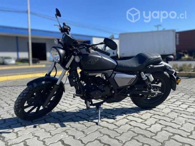 Se vende moto keeway k light 202 año 2021