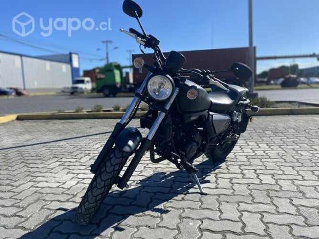 Se vende moto keeway k light 202 año 2021