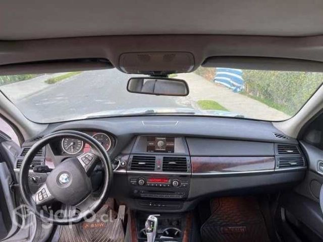 Vendo bmw x5 con detalles