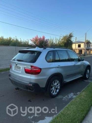 Vendo bmw x5 con detalles