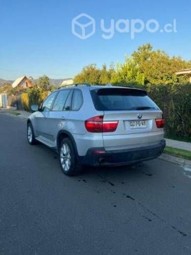 Vendo bmw x5 con detalles
