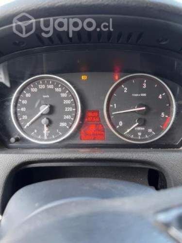 Vendo bmw x5 con detalles