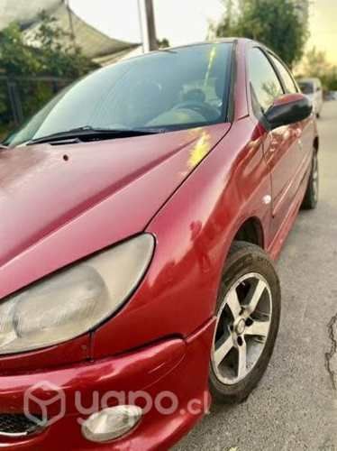 Se vende PEUGOUT 206 XLINE 1.6 por renovación
