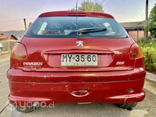 Se vende PEUGOUT 206 XLINE 1.6 por renovación