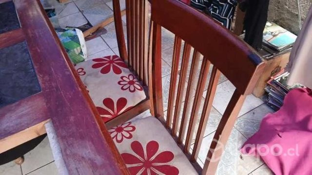 Comedor con 3 sillas