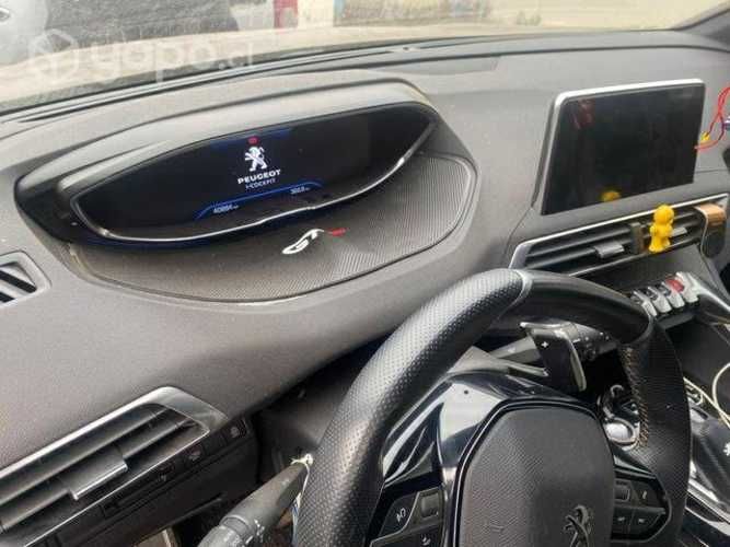 Peugeot 3008 año 2020