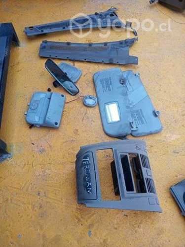 Nissan terracan sombrillas plafonie consola radio