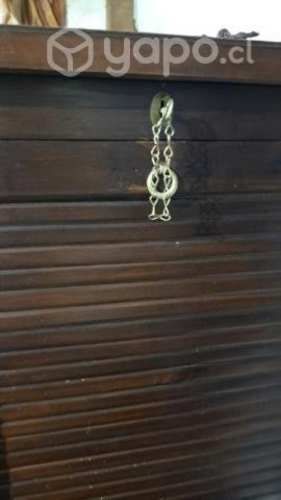 Kardex antiguo con cortina roller