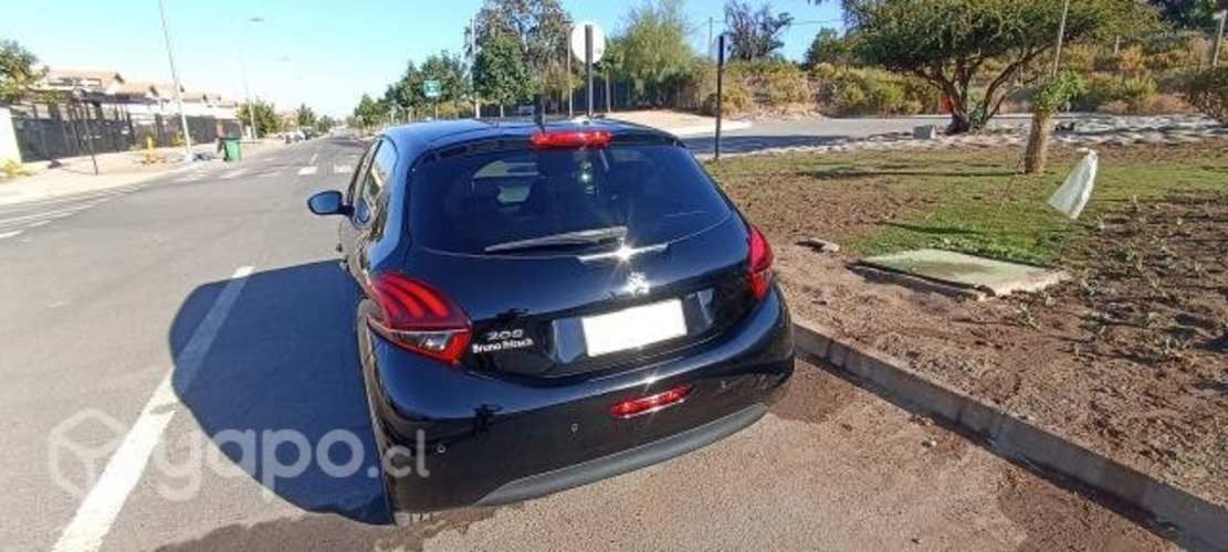 Peugeot 208 2020