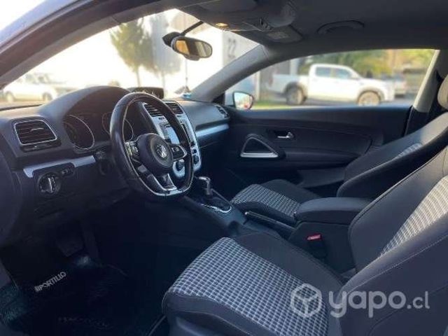 Volkswagen Scirocco 1.4 AT
