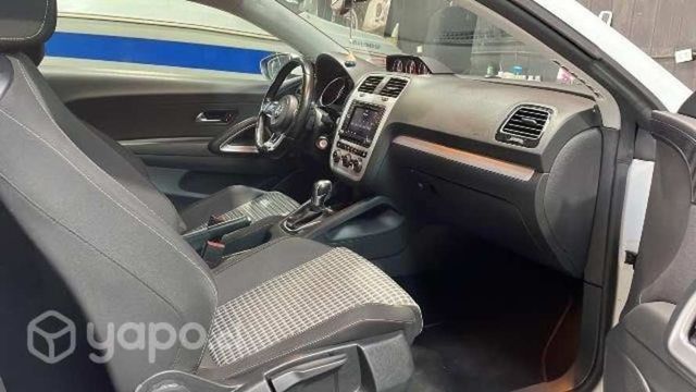 Volkswagen Scirocco 1.4 AT