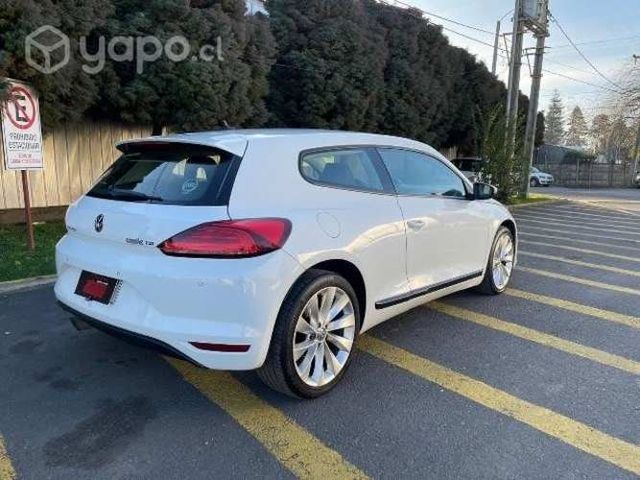 Volkswagen Scirocco 1.4 AT