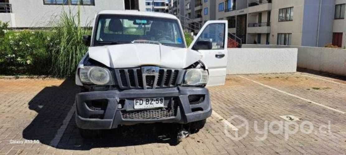MAHINDRA PICK UP Chocada
