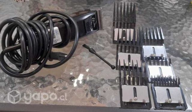 Maquina cortar pelo oster mod. 616