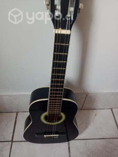 Guitarra clasica Mercury