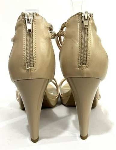 Chala Sintética Marca Azaleia N*38 Beige Y Dorada