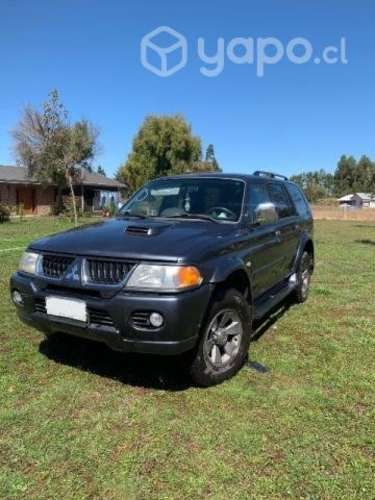 Mitsubishi montero sport gls 2.5 diesel