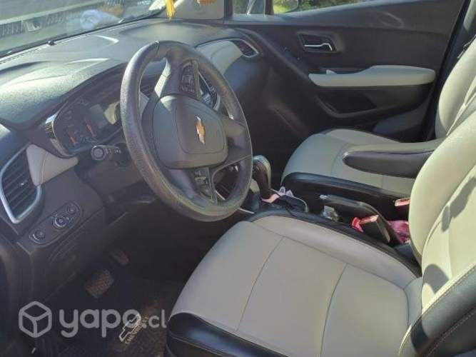 Chetvrolet tracker 2019