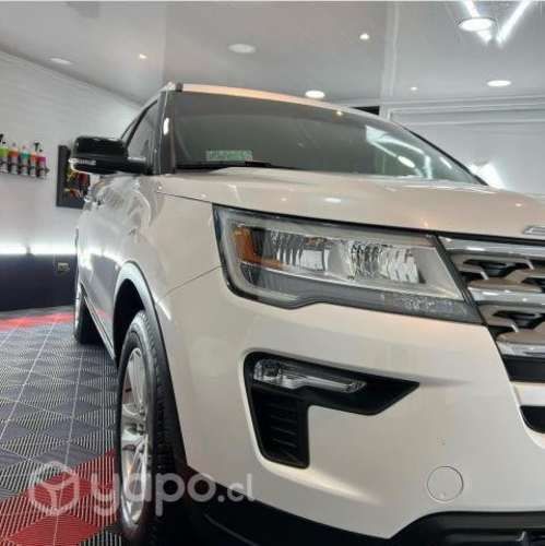 Ford explorer xlt 2019