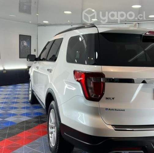 Ford explorer xlt 2019