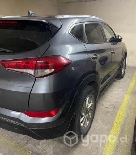 Hyundai Tucson 2.0 GL Manual Advance Nav