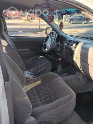 Vendo Chevrolet DMAX 4WD 3.0 diesel año 2008