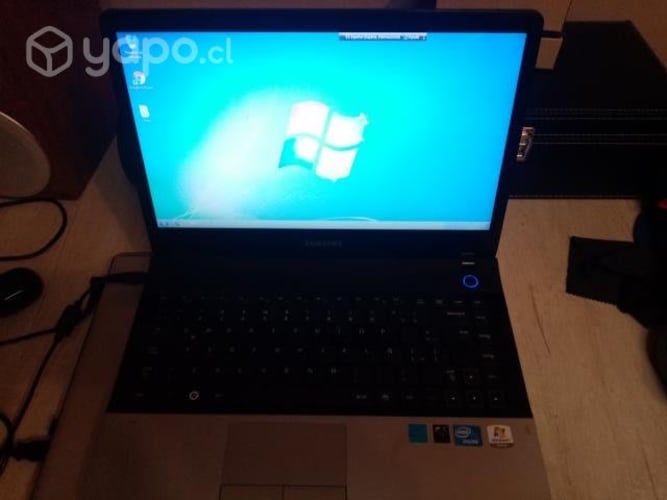 Computador Samsung en excelente estado