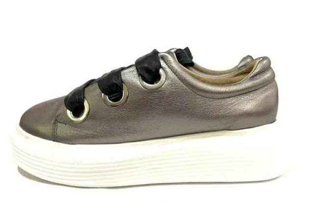 Zapatilla De Cuero Marca Hush Puppies N*39