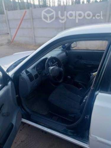 Hyundai accent 2005
