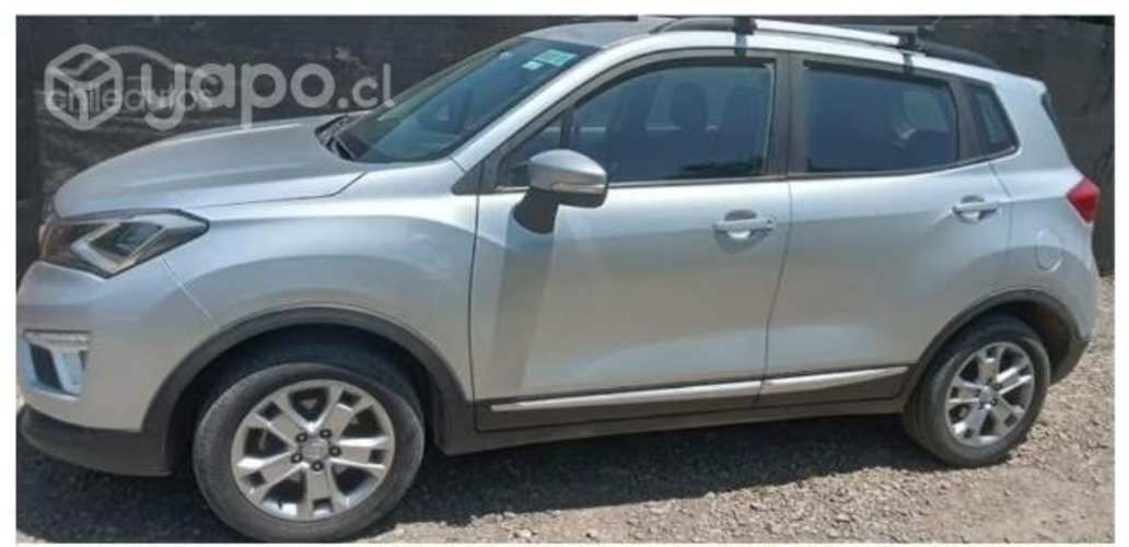 Se vende changan cs15 unico dueño sin multas.