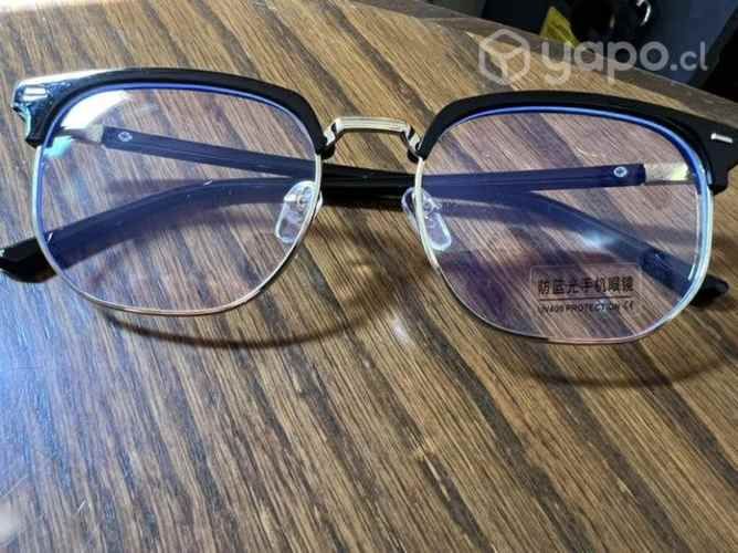 Lentes con filtro azul