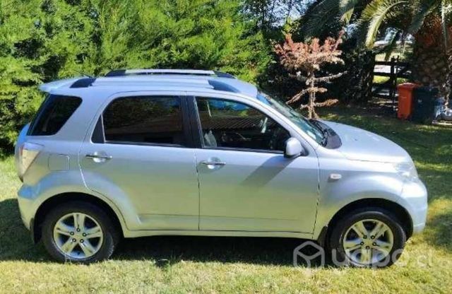 Hermoso dahiatsu terios automatico