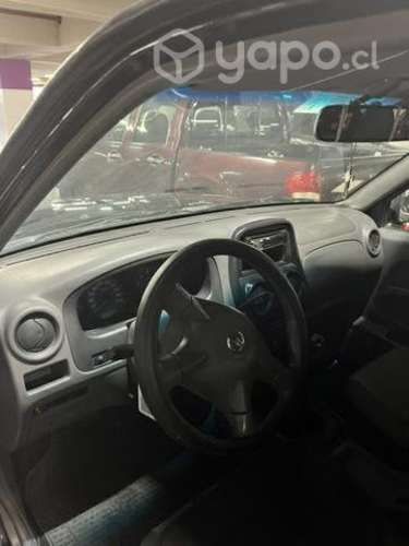 Nissan Terrano 2.4 año 2012