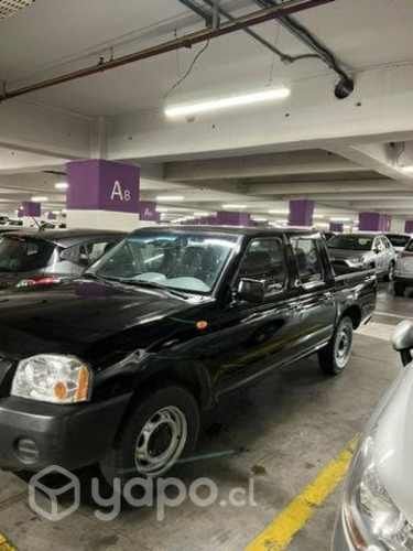 Nissan Terrano 2.4 año 2012