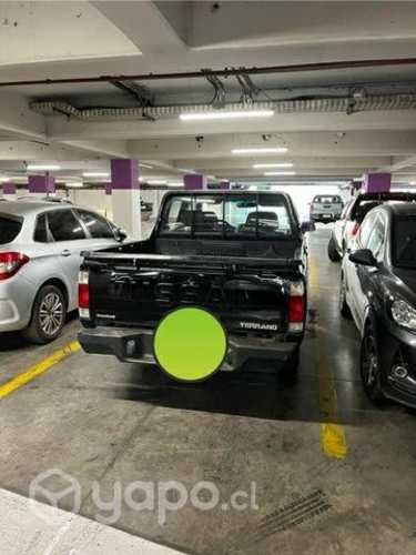 Nissan Terrano 2.4 año 2012