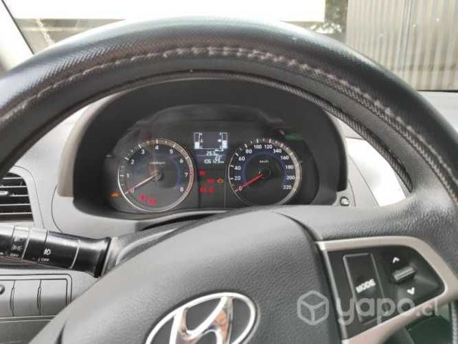 VENDO GRAN OPORTUNIDAD Hyundai accent 2018